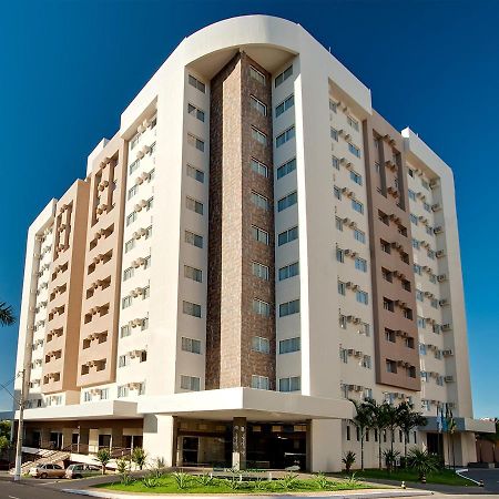 Via Caldas Suites Le Jardin Caldas Novas Buitenkant foto